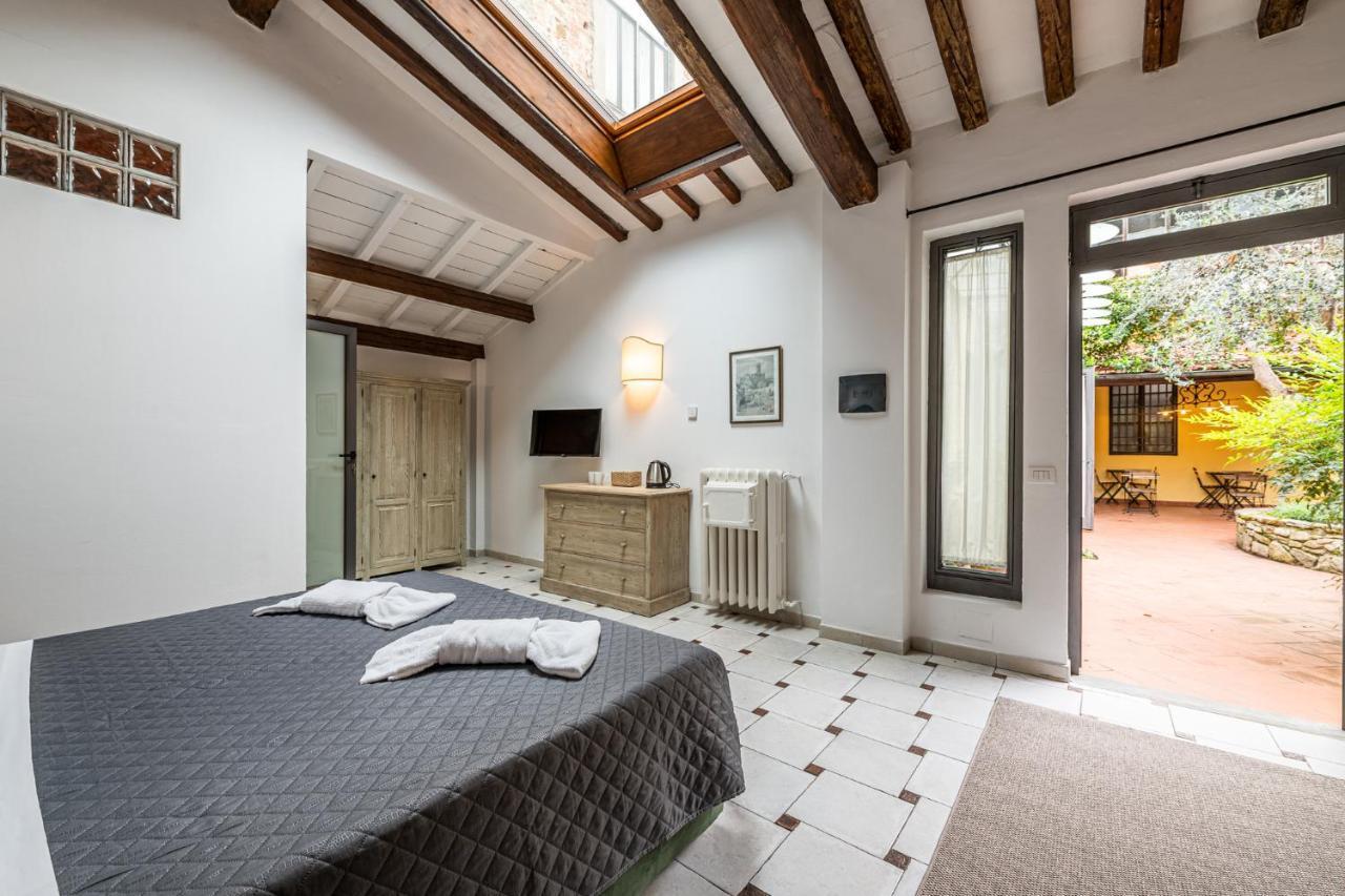 Santa Monaca Suites * Florença